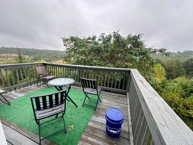 Building Photo - 301 Carmel Valley Way