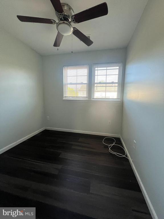 Building Photo - 2579 Blue Water Blvd