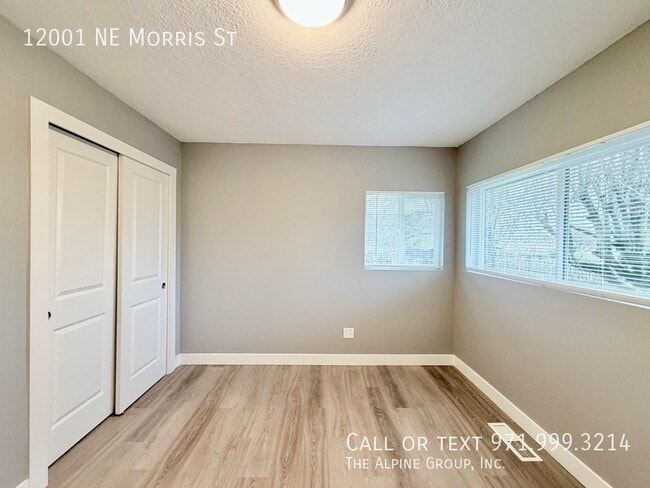 Building Photo - 12001 NE Morris St