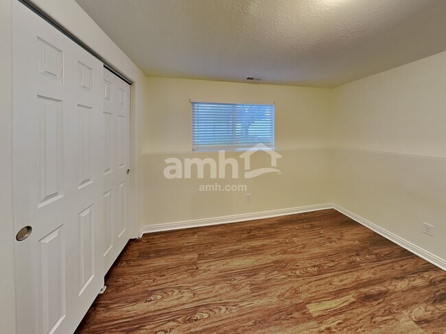 Building Photo - 3354 W 500 N