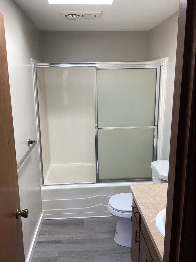 Building Photo - 1112 SW Hurbert St