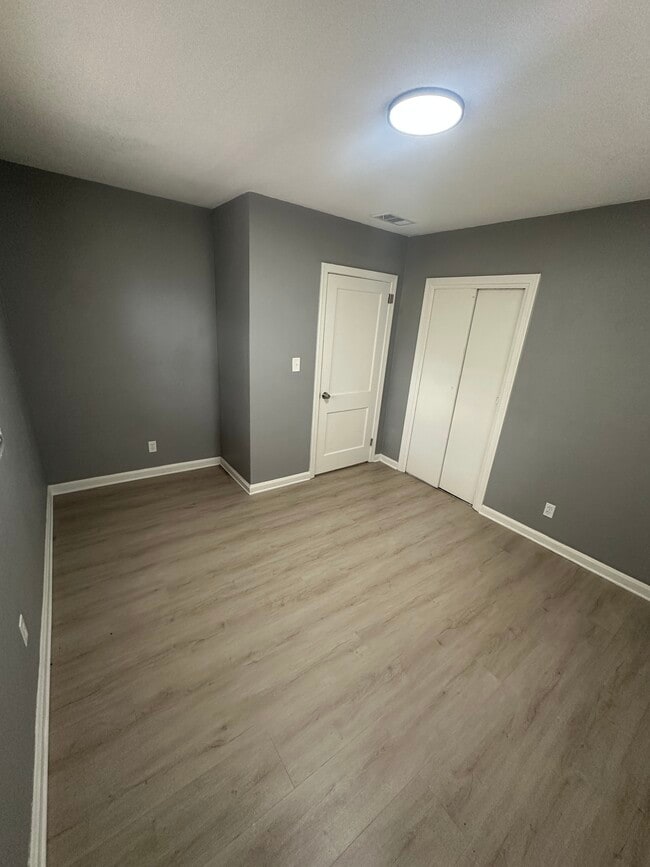 Building Photo - 3150 Belden Cir