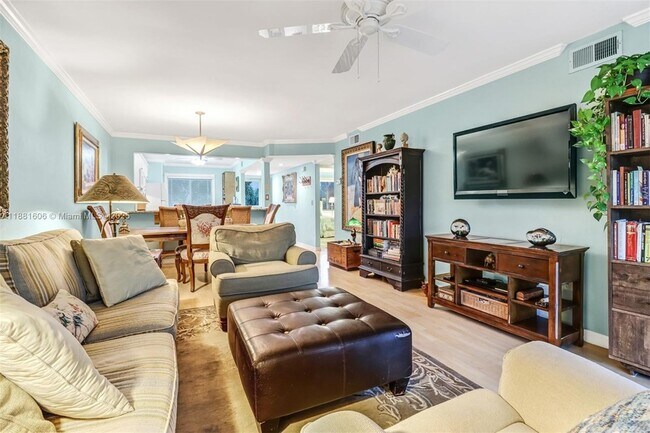 Building Photo - 3041 Sandpiper Bay Cir