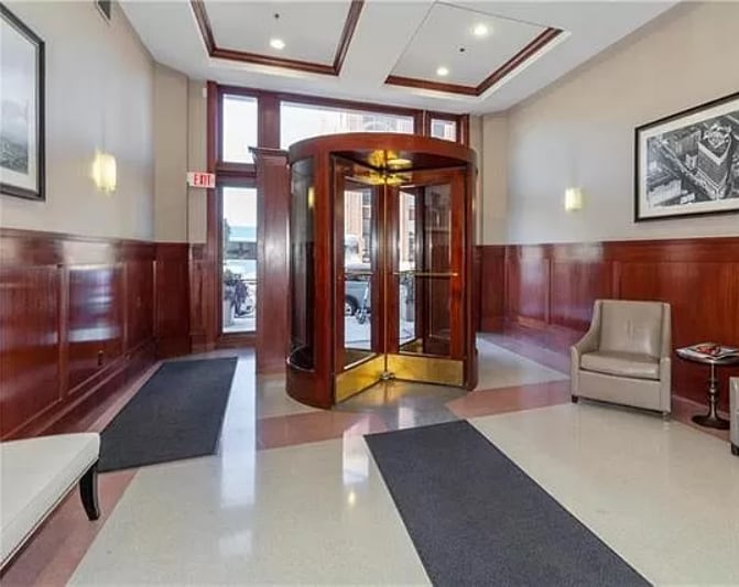 Building Photo - 2107 Grand Blvd