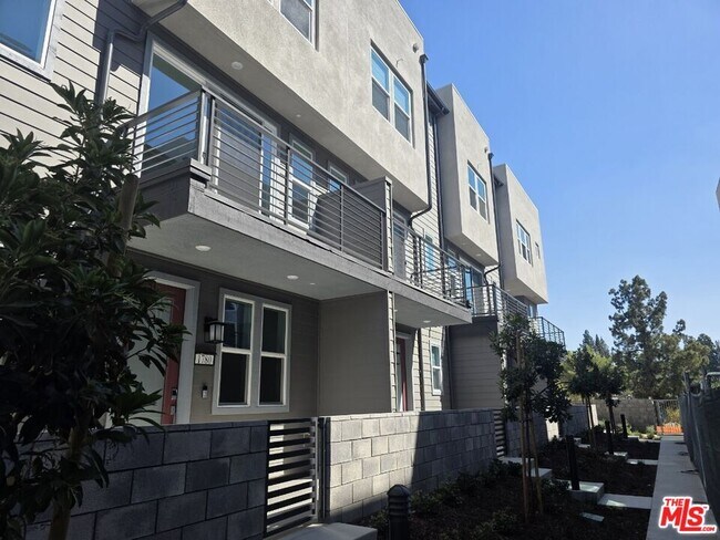 Building Photo - 1784 Lychee St