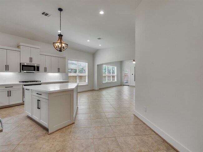 Building Photo - 20126 Turtle Brook Ln