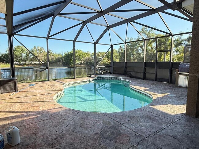 Building Photo - 3816 70th Ave E