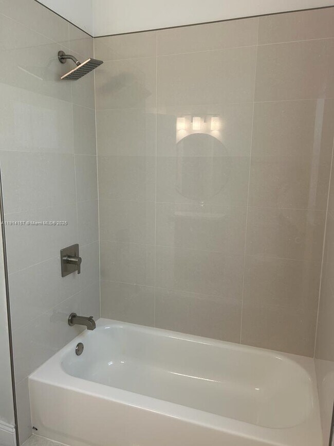 Building Photo - 1569 Winterberry Ln