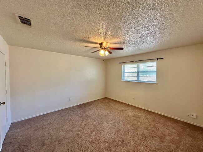 Building Photo - 7805 Memphis Ave