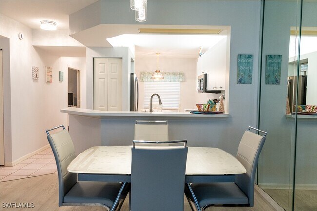 Building Photo - 2526 Orchid Bay Dr