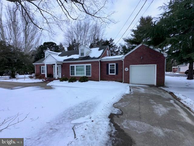 Building Photo - 615 N Washington St