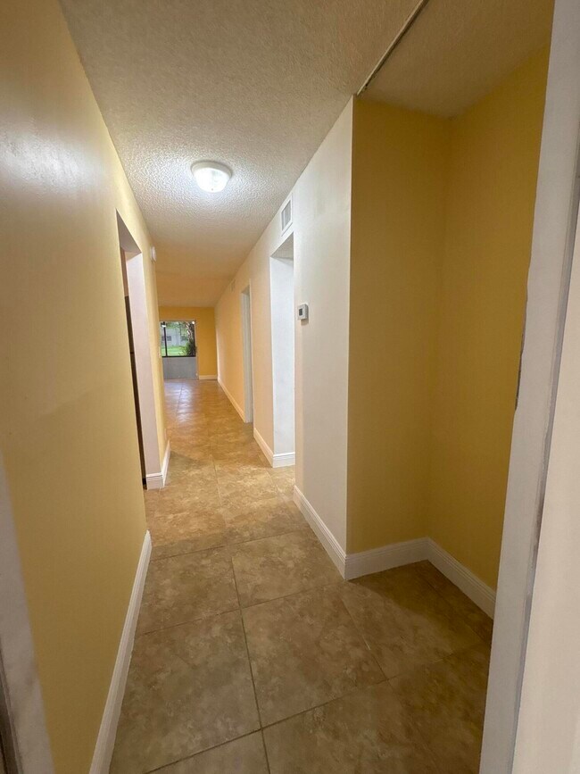 Building Photo - 1751 NW 75th Ave