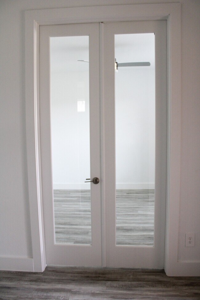 Building Photo - 15212 Tattle Crk Ln