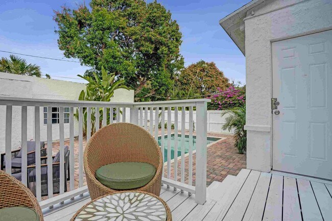 Building Photo - 435 35th St