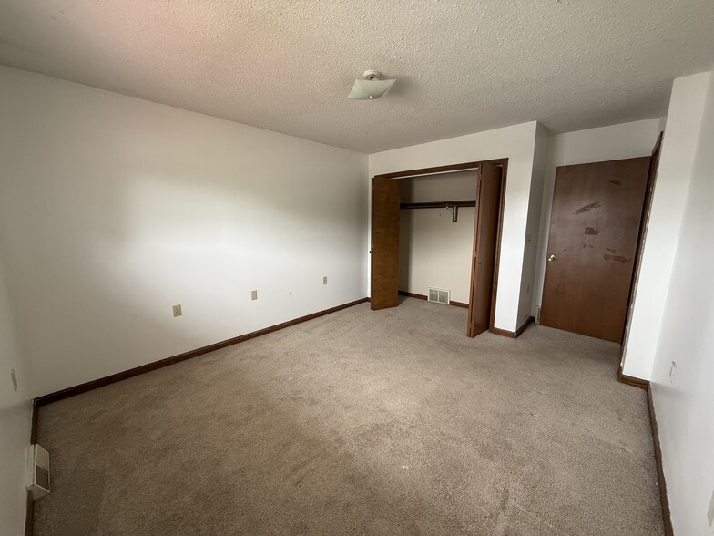 Building Photo - 250 Galavotti Pl