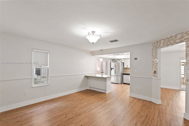 Building Photo - 15026 SW 141st Ct