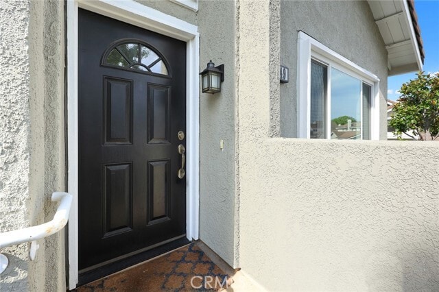 Building Photo - 549 Springbrook N