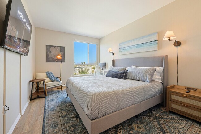 Building Photo - 4325 Ohio St