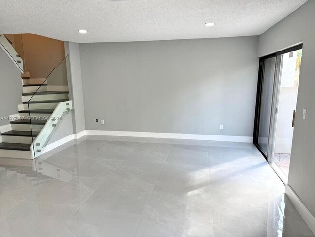 Building Photo - 2700 N 34th Ave