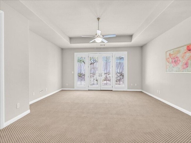 Building Photo - Luxury living in guard gated Resort Villas...