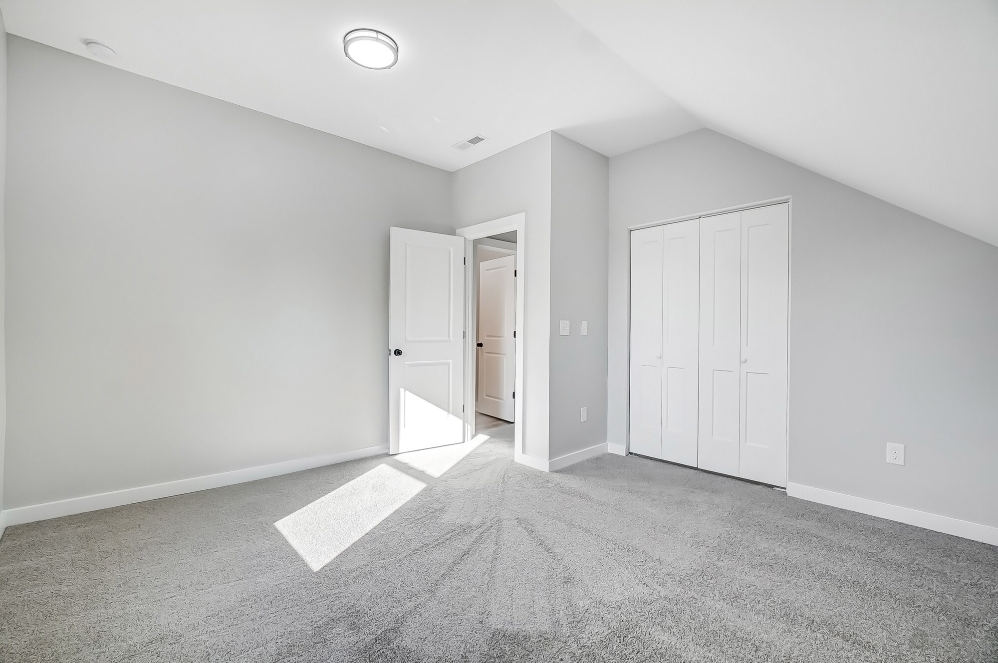 Upstairs bedroom 3 - 102 S Liberty St