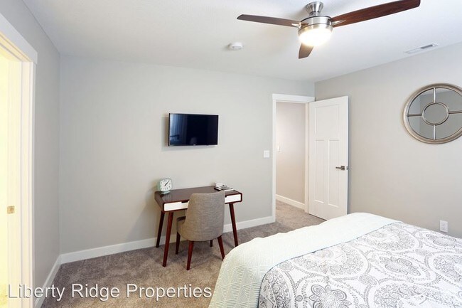 Building Photo - 107 Valor Dr