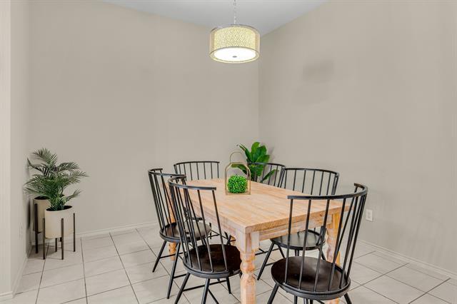 Building Photo - 12109 Ridge Tree Rd