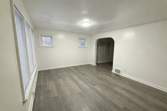 Building Photo - 12578 Camden Ave