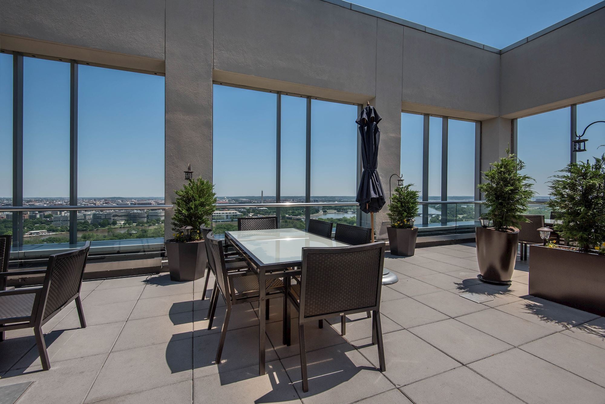 Building Photo - 1111 19th St N