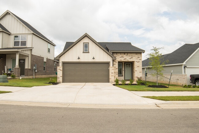 Primary Photo - 416 Lone Cedar Rd