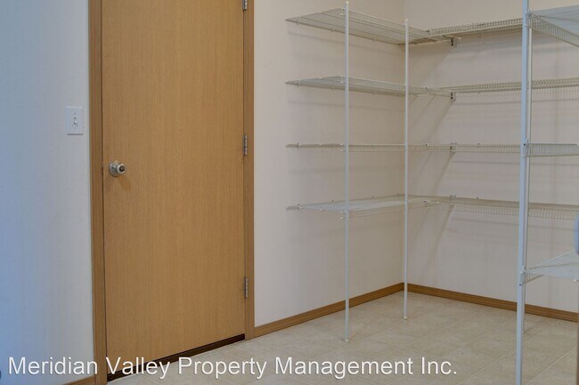 Building Photo - 4 br, 2.5 bath House - 7017 179th St Ct E