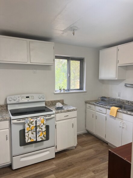 Building Photo - 1830 S Wadsworth Blvd