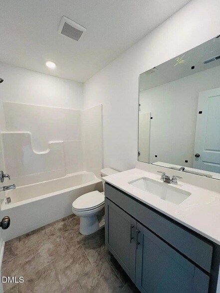 Building Photo - 187 S Finley Lndg Pkwy