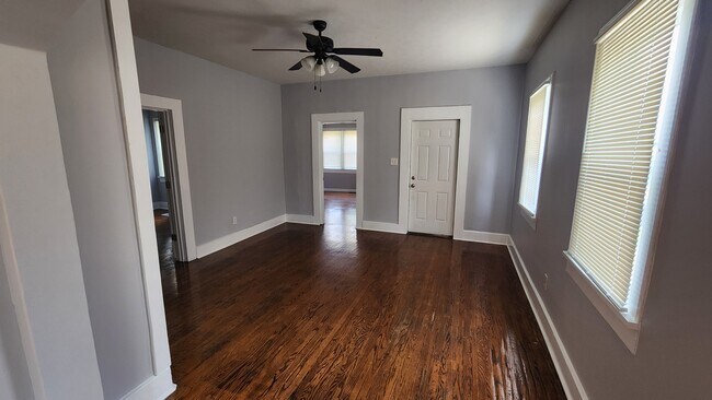 Building Photo - 741 E Morris St