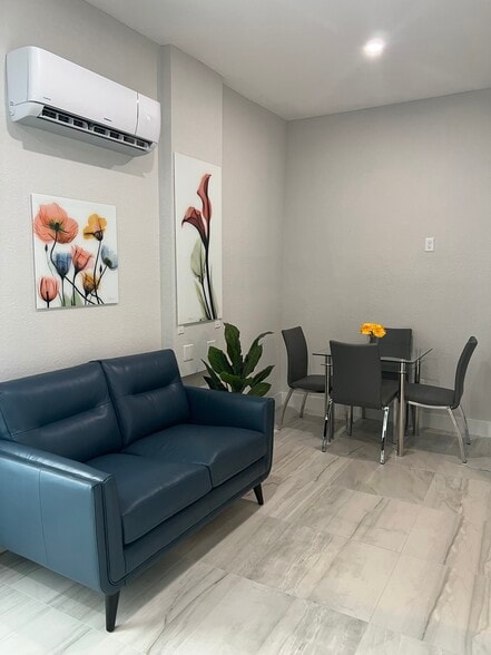 Building Photo - 19950 SW 132nd Ct