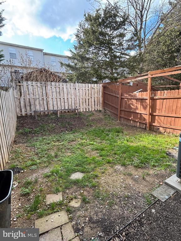 Building Photo - 109 Ash Hollow Dr