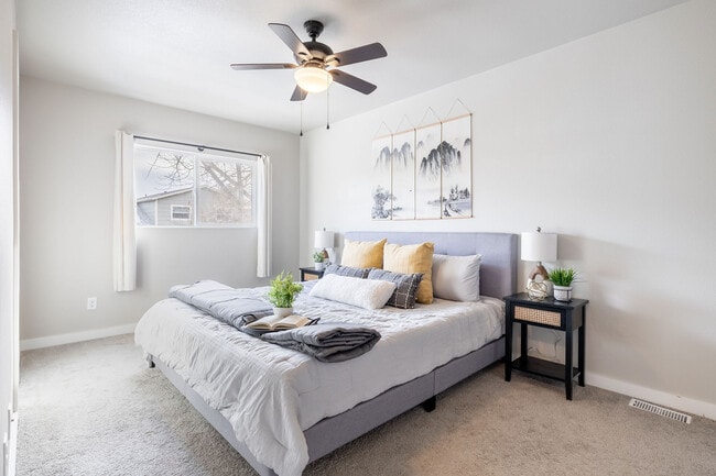 Building Photo - 7550 Churchwood Cir