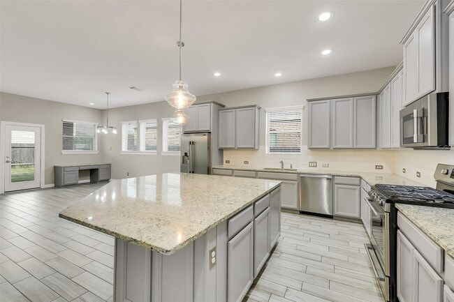 Building Photo - 31778 Twin Timbers Ln