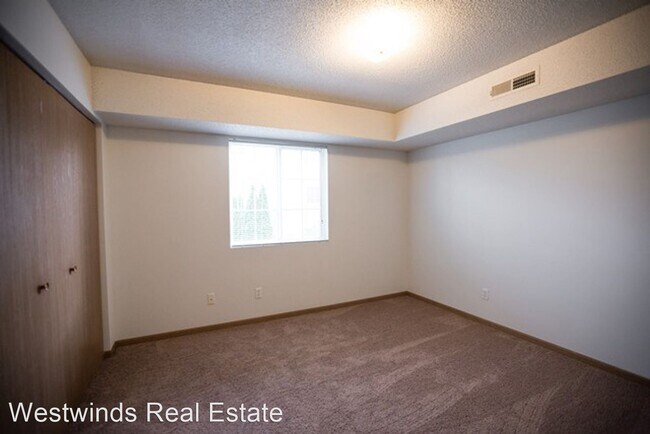 Building Photo - 2 br, 1 bath House - 2536 Rushmore Drive