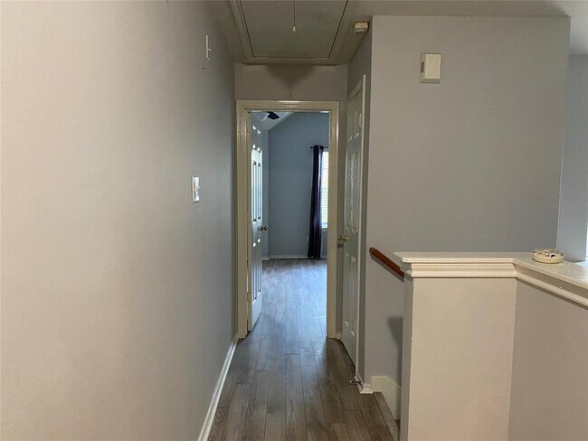 Building Photo - 38 Musgrove Pl