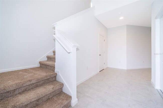 Building Photo - 4446 Davos Dr