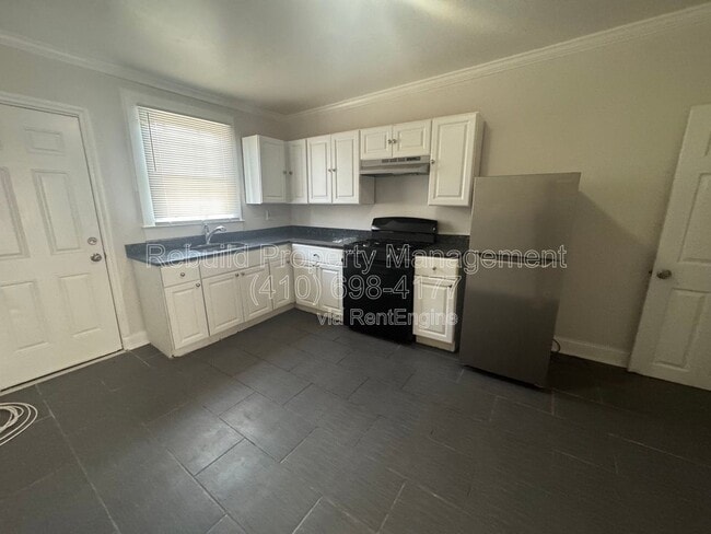 Building Photo - 5 S Conkling St