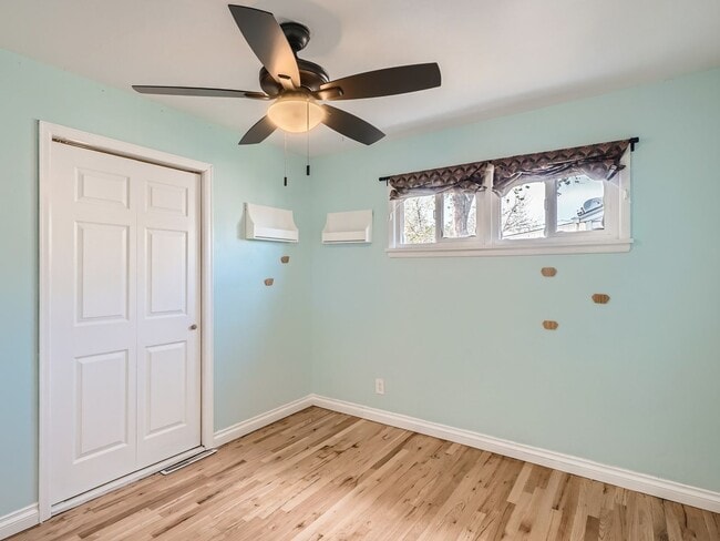 Building Photo - 2241 S Linley Ct