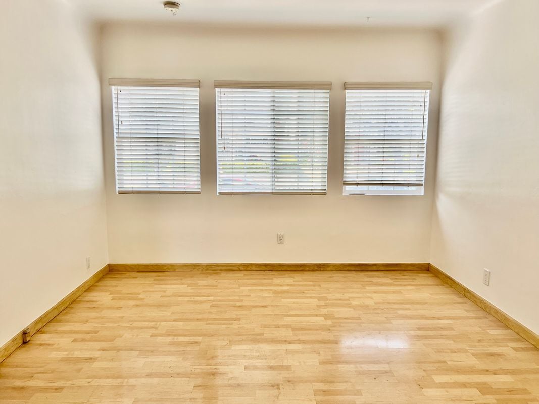 Building Photo - 4209 W 169th St