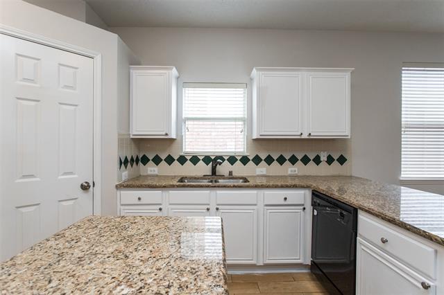 Building Photo - 738 Opal Ln
