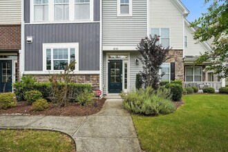 Building Photo - ABSOLUTELY GEORGOUS 2 STORY TOWNHOUSE IN CARY