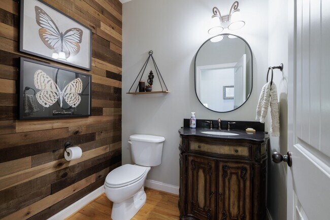 Building Photo - Beautiful home in Charleston walk community!