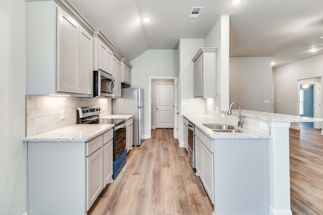 Building Photo - 2816 Clover Dr