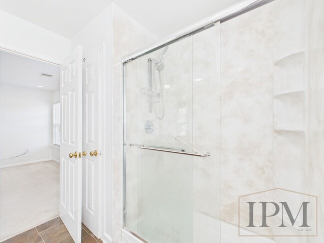Building Photo - Available Now - 3 Bedroom Home in Dallasto...