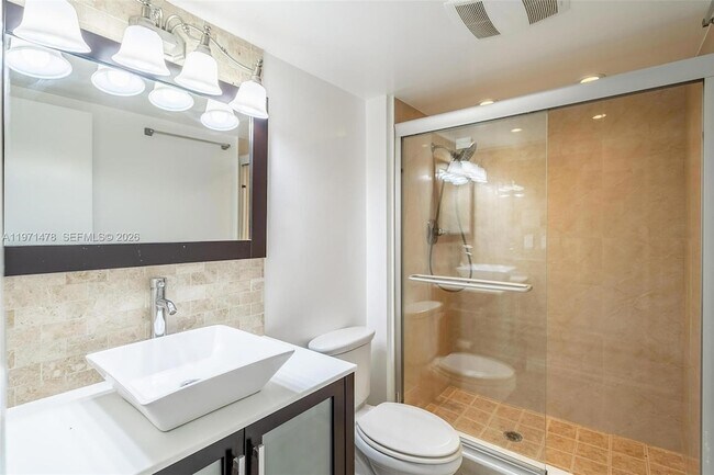 Building Photo - 20347 W Country Club Dr